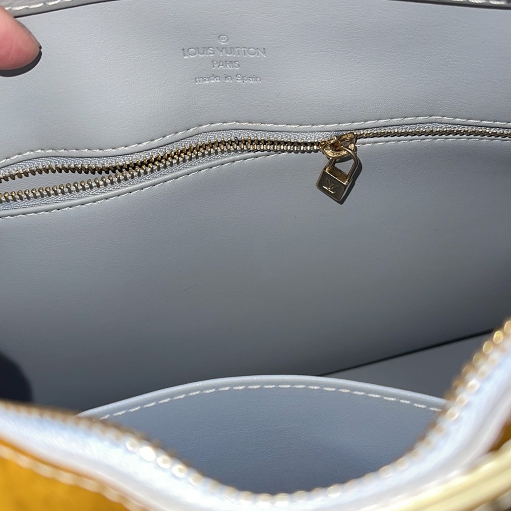 Louis Vuitton Vernis Houston - Picture 12 of 13